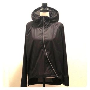 Brand New Nike Women’s Shield Running Jacket